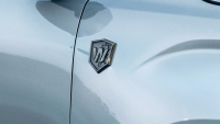 VW začal prodávat svůj &bdquo;ultimátní řidičský pick-up&rdquo; s motorem V6 TDI, účtuje si za něj překvapivě málo