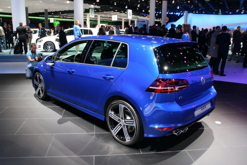 VW_Golf_R_2014_zive_05_800_600.jpg