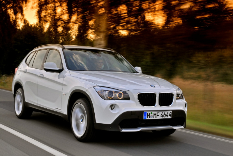 BMW X1: první dojmy z bavorského &bdquo;mini&rdquo; SUV - 2 - X104