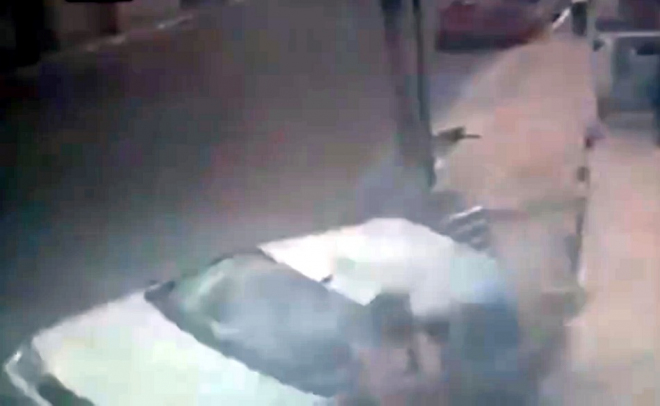 Tito dva lidé dostali k Vánocům ten nejlepší dárek: život a zdraví (video)