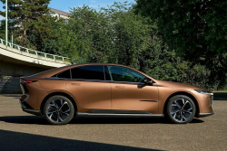 Nová Mazda prý krade zákazníky Volkswagenu a dalším konkurentům, ti si toho ale asi ani nevšimli