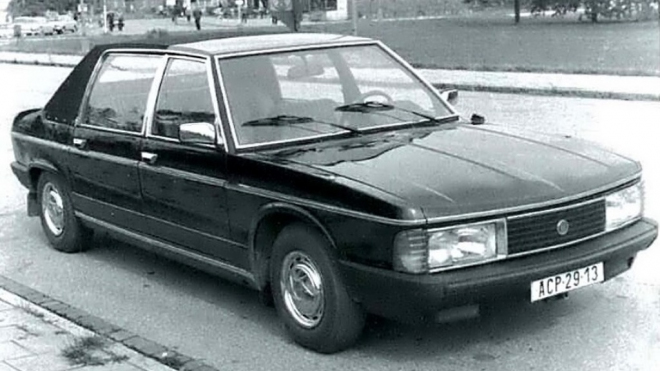 Tatra 613 K: Ve vzácné verzi se mohla svézt jen elita mezi papaláši