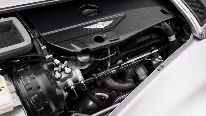 Alespoň jedna automobilka říká prosté: Spalovací motory budeme nabízet tak dlouho, dokud to bude možné