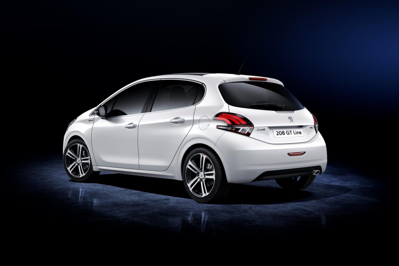 Peugeot 8 15 Facelift Oficialne Odhalen I S Novou Verzi Gt Line Autoforum Cz