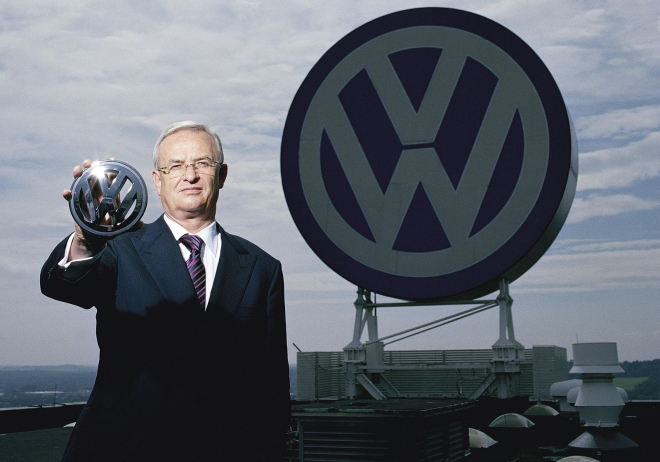 Šéf VW rezignoval, Dieselgate mu srazila vaz