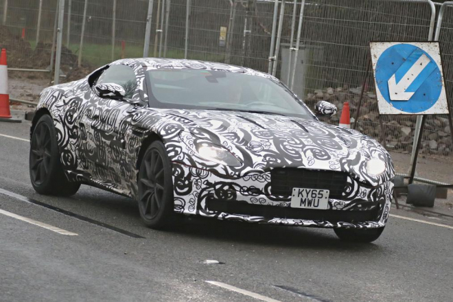 Aston Martin DB11 přistižen a potvrzen, dostane V12 biturbo i s manuálem