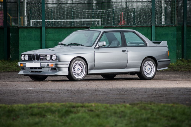 BMW M3 E30 Evo II v perfektním stavu je k mání, je to kus historie