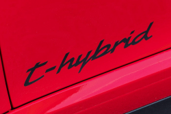 Poté, co prasklo, jak moc nesmyslná je nová hybridní 911, zkouší Porsche aspoň zmírnit rozčarování