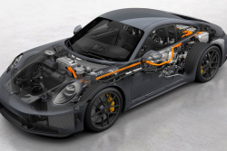 První hybridní Porsche 911 je ještě větší nesmysl, než by vás napadlo, kvůli omezením spojeným s bateriemi je téměř nepoužitelné