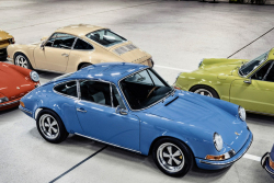 Firma předělávající Porsche 911 na elektrický pohon zkrachovala, nic jiného se ani nedalo čekat