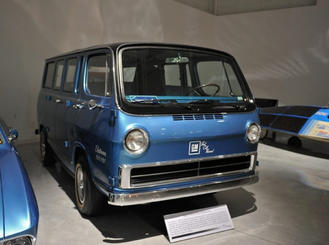 GM Electrovan: ani auta na palivové články nejsou nová, tohle je z roku 1966