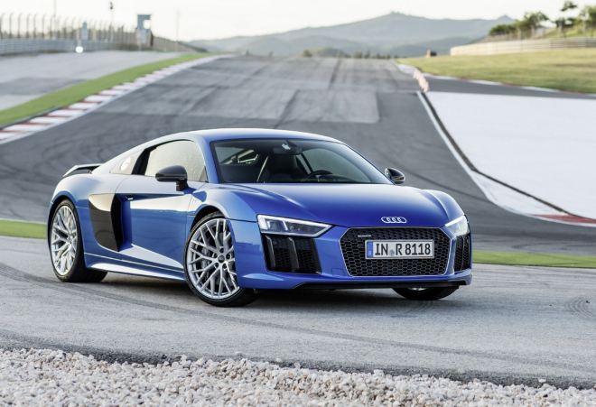 Nové Audi R8 na 102 nových fotkách, turbo dostane možná už brzy