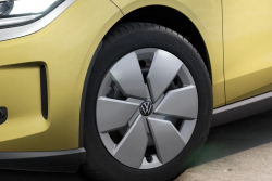 Nový VW Polo už jde objednávat i v úplném základu. Za svou cenu je jako vtip, kterému se nikdo nesměje