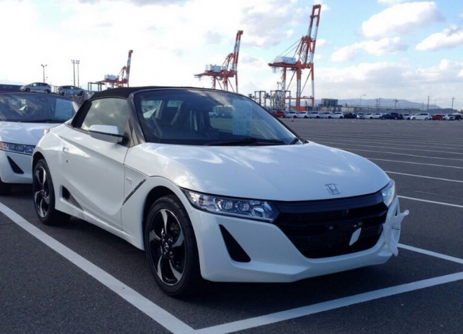 Honda S660: sériová verze nafocena bez maskování, od konceptu se moc neliší