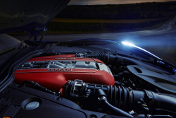 Spalovací motory zdaleka neřekly poslední slovo, říká vývojový šéf Ferrari, dostane z nich prý ještě daleko víc