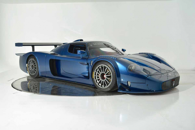 Maserati MC12 Corsa: vzácných 755 atmosférických koní je k mání, za 71 milionů