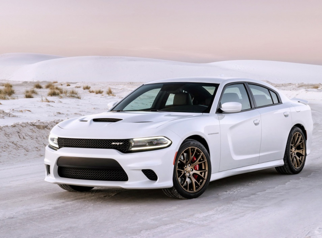 Dodge Charger SRT Hellcat 2015 odhalen, jako nejsilnější a nejrychlejší sedan