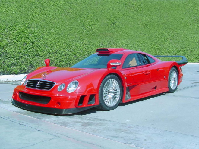 Mercedes CLK GTR: závoďák na značkách měl až 720koňový V12