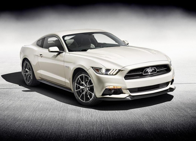 Ford Mustang 2015: nová generace stojí od 480 tisíc Kč, v Americe