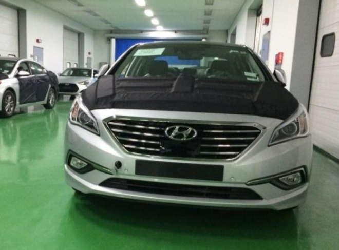 Hyundai Sonata 2015 nafoceno bez maskování, prohlédněte si celou novou příď