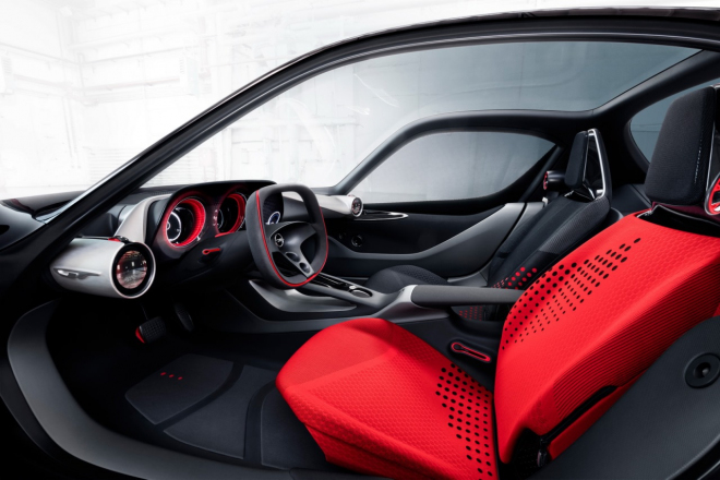 Nový Opel GT ukázal interiér, není v něm jediné tlačítko