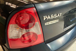 K mání je dokonale zachovalý, dodnes nejetý legendární VW Passat B5 TDI po 1. majiteli. Je to stroj času přímo do zlatých dob Volkswagenu