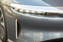 Majitel dostal milionovou lekci z elektromobility, 1 rok ježdění s tímto autem ho stál jako vlastnictví ničeho předtím