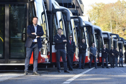 Město chtělo přejít jen na elektrické autobusy, teď objednává 150 dieselových vozů, aby zažehnalo hrozící krizi