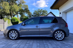 Poslední nekompromisní VW Golf je k mání dodnes netknutý ve špičkové verzi s motorem V6, dnešní optikou je to dokonalé auto