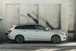 Jedno z posledních pořád levných větších aut v Evropě žije dál, s dieselem ho koupíte i v roce 2026