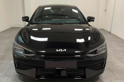 Elektrická Kia se zrychlením supersportů nepřestává ruinovat majitele, dvouletá auta s mrzkým nájezdem se prodávají za míň než polovinu