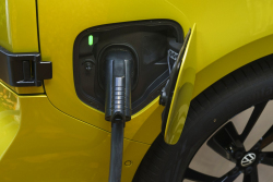 Ještě líp: Šéf auta roku přiznal, že loňská volba vítěze byla omyl, auto skoro nikdo nekupuje