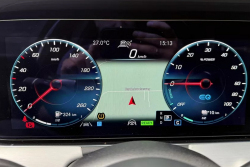 S tímto Mercedesem někdo najel za 2 roky skoro 400 tisíc km. Není to překlep, stojí polovinu toho co druhý nejlevnější v prodeji