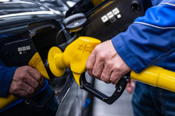 BMW odhalilo plán, jak zajistí, aby vaše příští služební auto byla znovu dieselová mašina