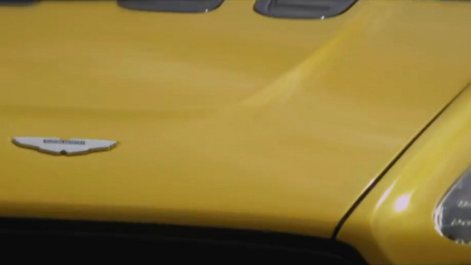 Aston Martin znovu poodhalil svou další novinku, bude to ostrý V12 Vantage (video)