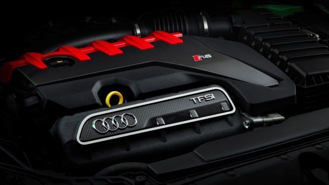 Novinka Audi je o hodně rychlejší než výrobce tvrdí, vlastně levně dává na frak supersportům
