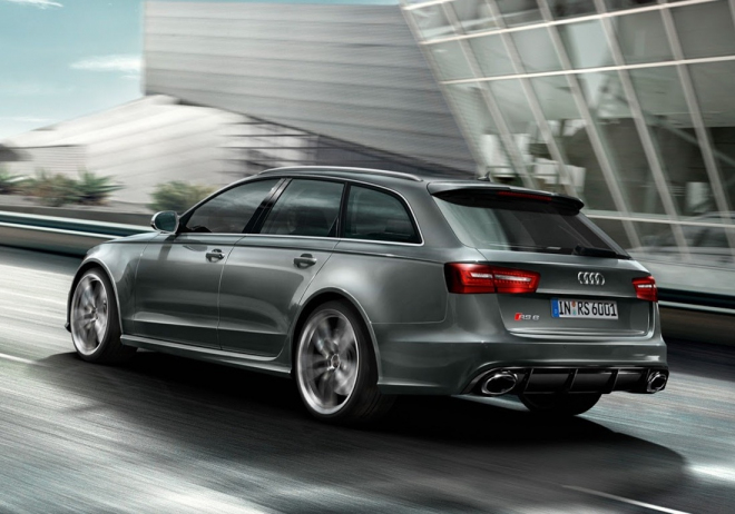 Audi RS6 2013: nové fotky kombi, nad sedanem zatím visí otazník