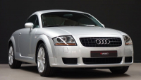 S Audi TT je amen, možná je načase koupit si to nejhezčí a nejlepší z nich ve stavu nového auta