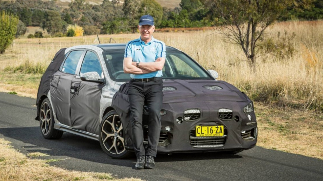 VW Golf GTI se po dvou kolech na okruhu rozpadne, celý. To říká šéf Hyundai N