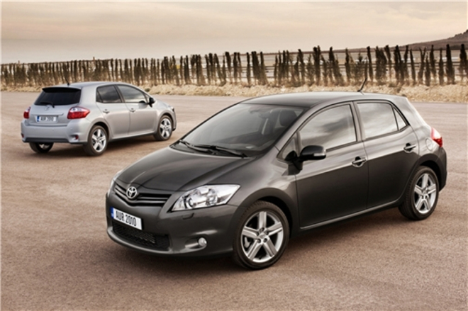 První test Toyota Auris 2010: dojmy z inovace