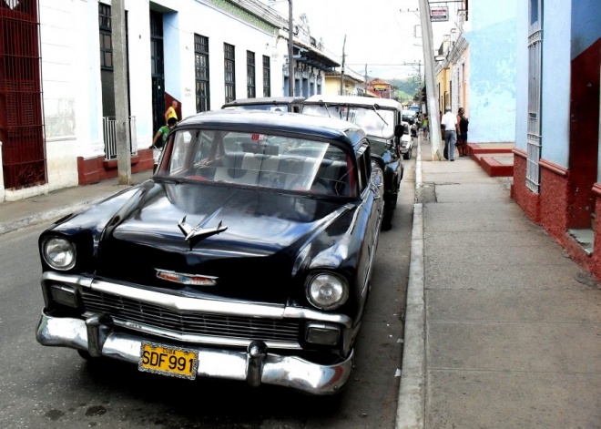 Kuba uvalila 400procentní daň na auta, devítiletý Renault stojí půl milionu korun