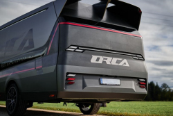 Němci vzkřísili myšlenku nejrychlejšího stroje pro přepravu sportovních aut, má úchvatné parametry