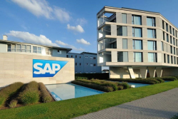 Německý softwarový gigant už nedovolí zaměstnancům jiná auta než elektromobily, tolik k racionálnímu jednání firem