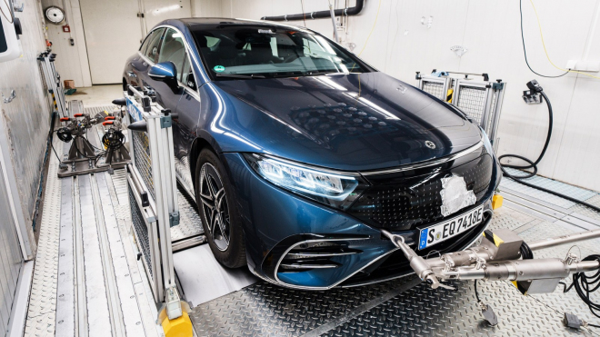 Jak moc elektromobilům klesá dojezd při jízdě v zimě? Toto jsou odstrašující případy dle ADACu, a to testoval jen v -7 °C