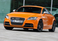 Audi TTS facelift: nová tvář &bdquo;eSka&rdquo; odhalena