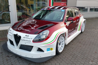 Alfa Romeo Giulietta TCR: také Alfa má novou okruhovku, ryzí Alfa to ale není