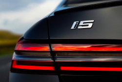 Až moc nápadně ošizené BMW i5 lidé nechtějí, dealeři ho zkouší udat s až 30procentními slevami