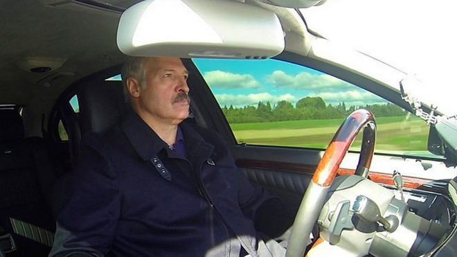Běloruský prezident si koupil nové auto, daňové poplatníky skutečně nešetřil
