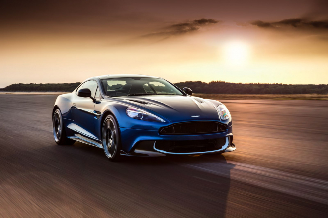 Aston Martin Vanquish S je 600koňová rozlučka s atmosférickou V12