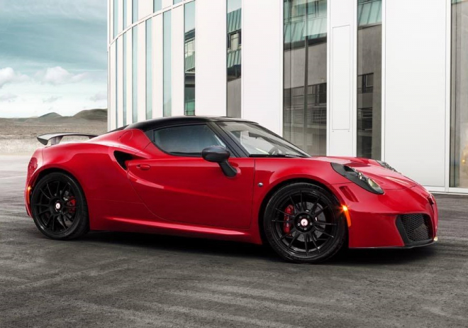 Alfa Romeo 4C od Pogea Racing dostala 313 koní, jede přes 300 km/h